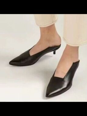 Thakoon Black Pointed Leather Kitten-Heel Mules